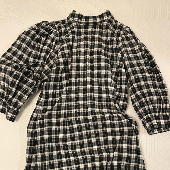 Ganni Dresses & Skirts - Ganni - Gingham Seersucker Puff Sleeved Dress, Cotton Blend